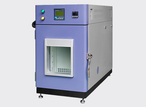 小型高低溫試驗箱的操作注意事項