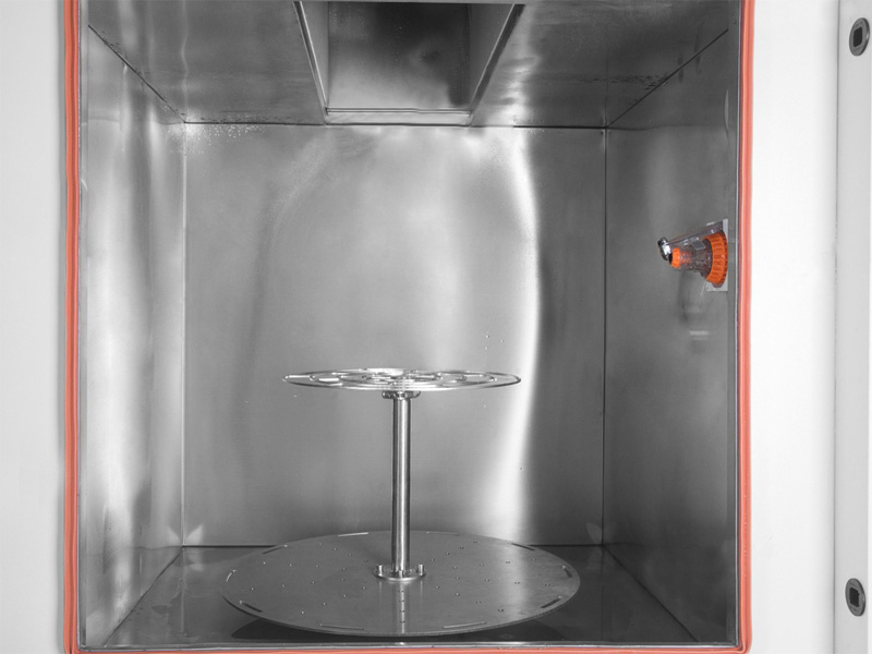 試驗箱的內(nèi)箱