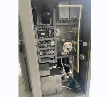 氙燈老化試驗(yàn)箱日常使用的清潔事宜