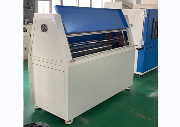 紫外老化試驗(yàn)箱使用不同紫外燈注意哪些問(wèn)題？