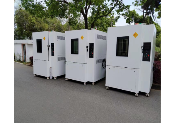 高溫試驗箱與電熱鼓風干燥箱的區別