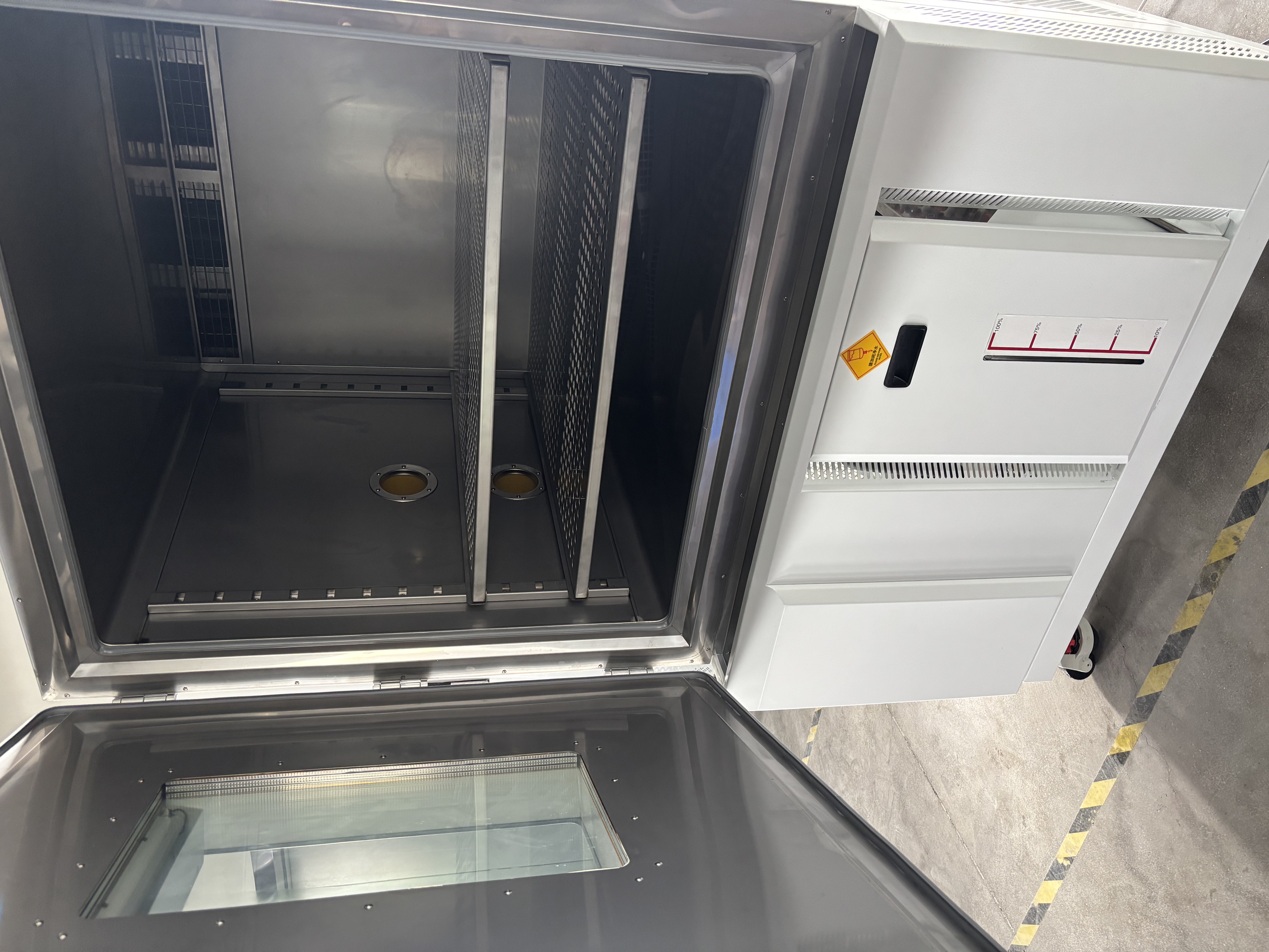 恒溫恒濕試驗(yàn)箱示意圖